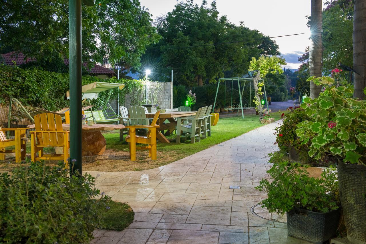 Nuriel Fruit & Guest House Sheʼar Yashuv Exterior foto